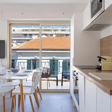 Appartement L'athena élégant Avec Sublime Terrasse, Position Parfaite Pour Un Incroyable Cannes