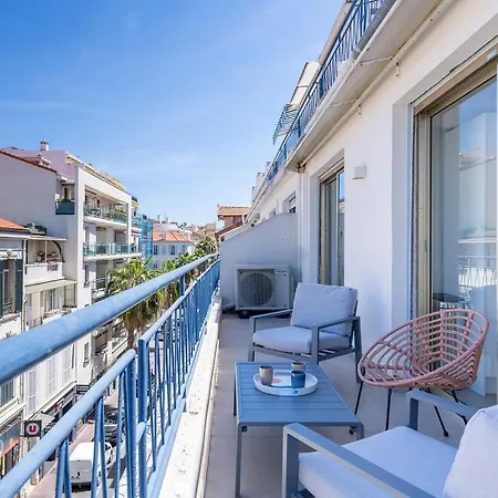 L'athena élégant Avec Sublime Terrasse, Position Parfaite Pour Un Incroyable Appartement *