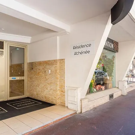 L'athena élégant Avec Sublime Terrasse, Position Parfaite Pour Un Incroyable Appartement *